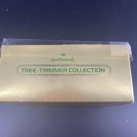 Vintage 1978 Hallmark Angels Ornament Christmas Tree-Trimmer Twirl About Motion - Picture 4 of 5